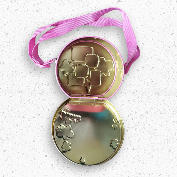 Vintage Early Y2k Barbie Small Metal Tin Lunch Box Style Purse - Picture 6 of 7